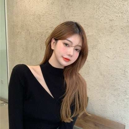 Real shot hollowed out sweater women''s autumn thin style with underlay and exposed collar bone top
